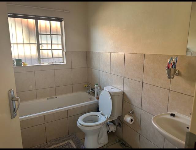 3 BEDROOM GATED ESTATE FOR SALE IN THE ORCHARDS